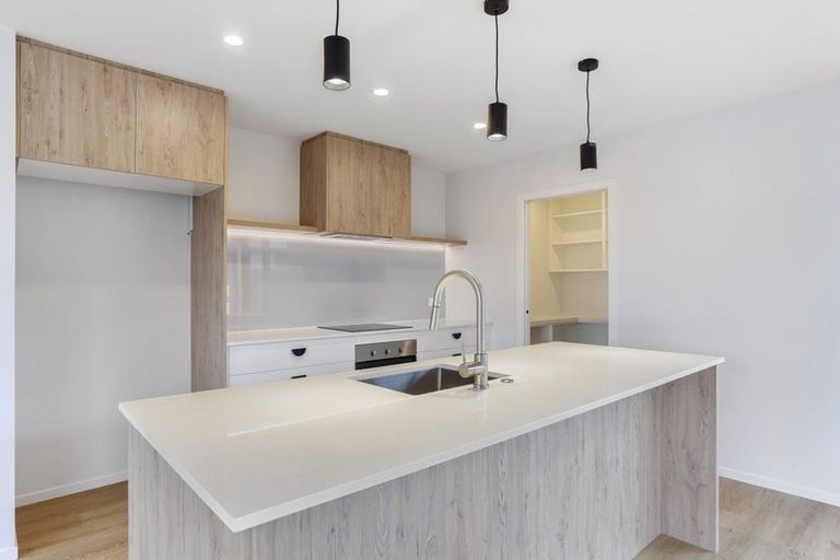 Photo of property in 10 Inch Crescent, Rangiora, 7400