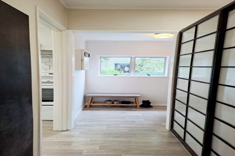 Photo of property in 48 Salamanca Road, Sunnynook, Auckland, 0620