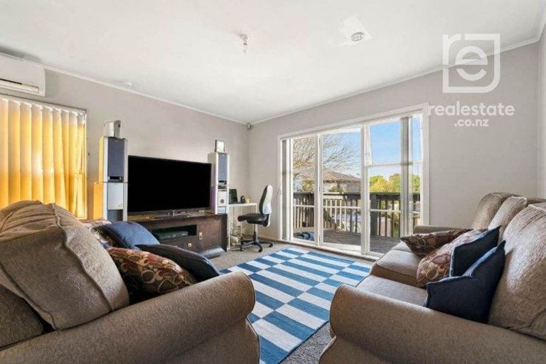 Photo of property in 44 Christmas Road, Manurewa, Auckland, 2102