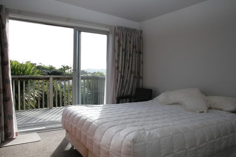 Photo of property in 6 Protea Drive, Cable Bay, 0420