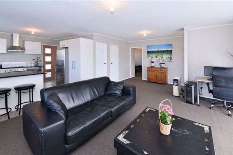 Photo of property in 1/1 Don Street, Papakura, 2110