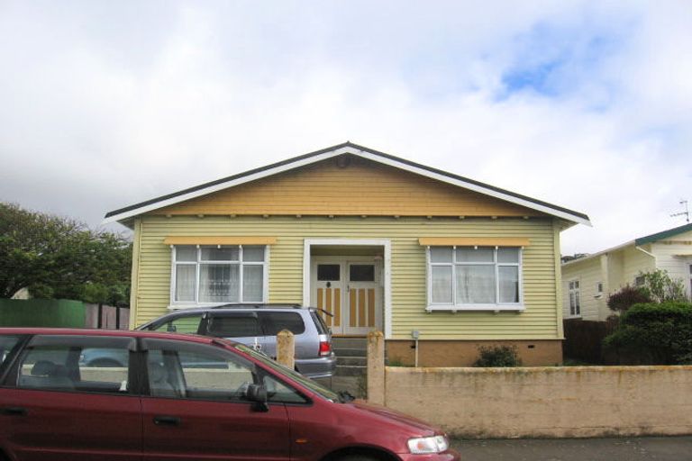Photo of property in 7 Trafalgar Street, Johnsonville, Wellington, 6037