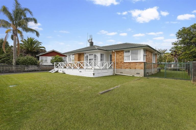 Photo of property in 99 Cargill Street, Papakura, 2110