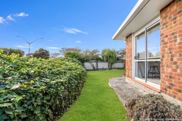 Photo of property in 1 Langley Avenue, Milson, Palmerston North, 4414