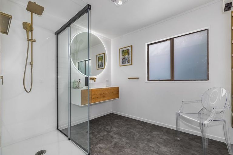 Photo of property in 133 Raumati Road, Raumati Beach, Paraparaumu, 5032