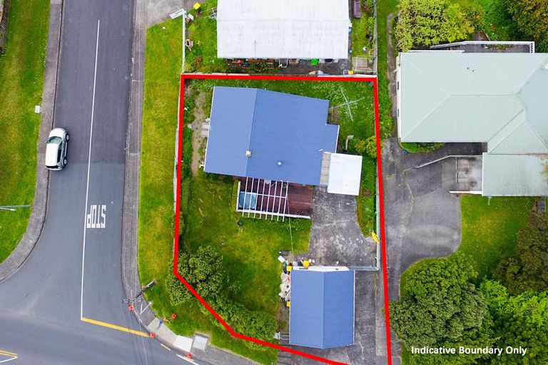 Photo of property in 87 Don Buck Road, Massey, Auckland, 0614