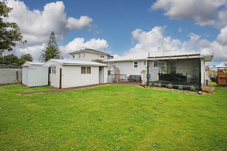 Photo of property in 42 Edinburgh Avenue, Rosehill, Papakura, 2113
