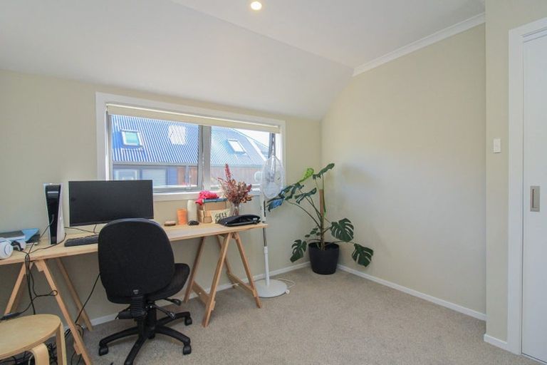 Photo of property in 144b Cuba Street, Petone, Lower Hutt, 5012