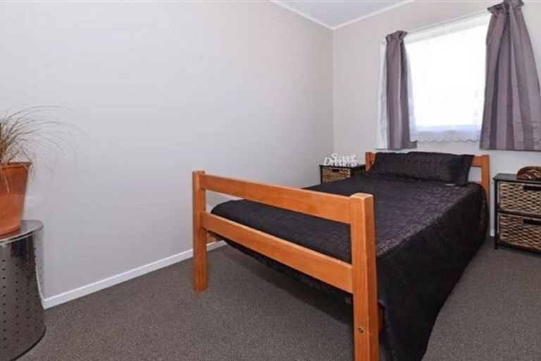 Photo of property in 1/1 Don Street, Papakura, 2110