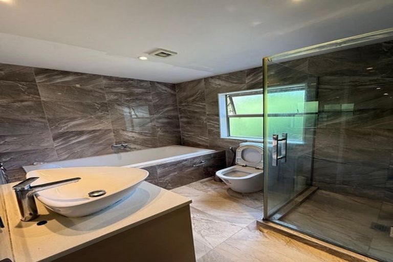 Photo of property in 51b West Coast Road, Glen Eden, Auckland, 0602