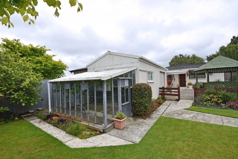 Photo of property in 30 Newcastle Street, Windsor, Invercargill, 9810