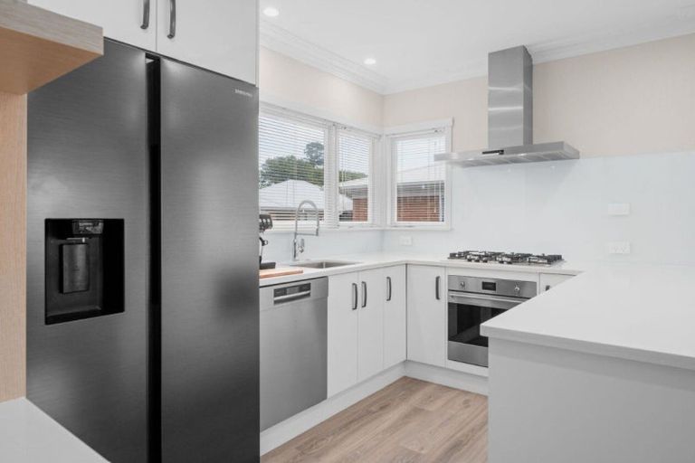 Photo of property in 23 Rutherford Street, Chedworth, Hamilton, 3210