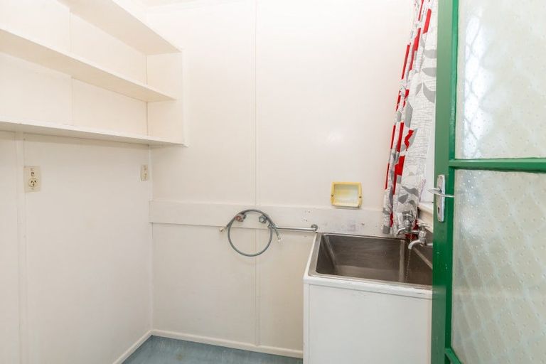 Photo of property in 39 Wavell Crescent, Lansdowne, Masterton, 5810