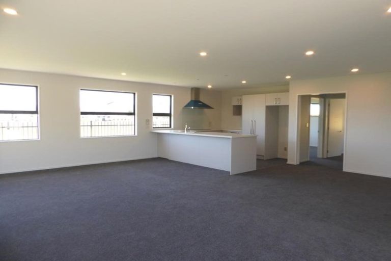 Photo of property in 7 Maka Lane, Halswell, Christchurch, 8025