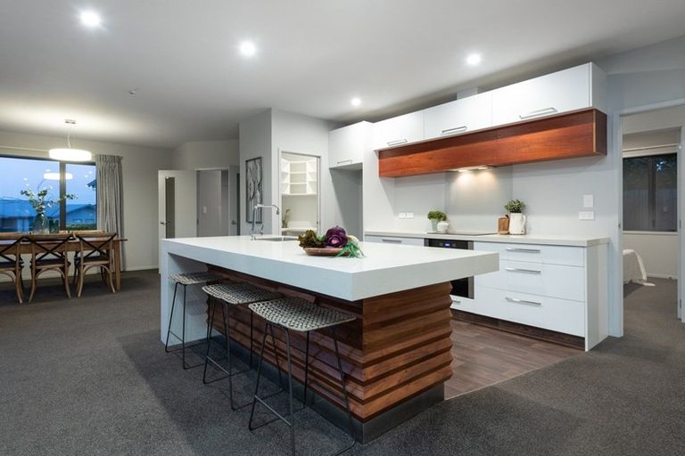 Photo of property in 6 Benmore Crescent, Pyes Pa, Tauranga, 3112