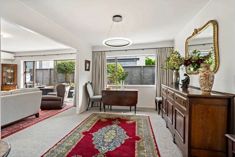 Photo of property in 2/5 The Terrace, Takapuna, Auckland, 0622