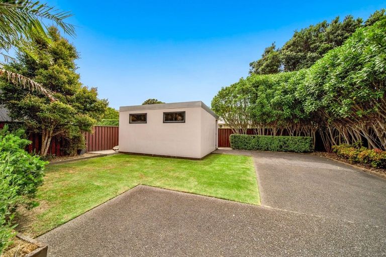 Photo of property in 905 Devon Road, Bell Block, New Plymouth, 4312