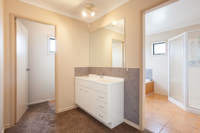 Photo of property in 154 Evans Road, Papamoa Beach, Papamoa, 3118