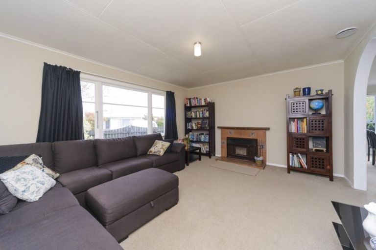 Photo of property in 1 Attlee Place, Feilding, 4702