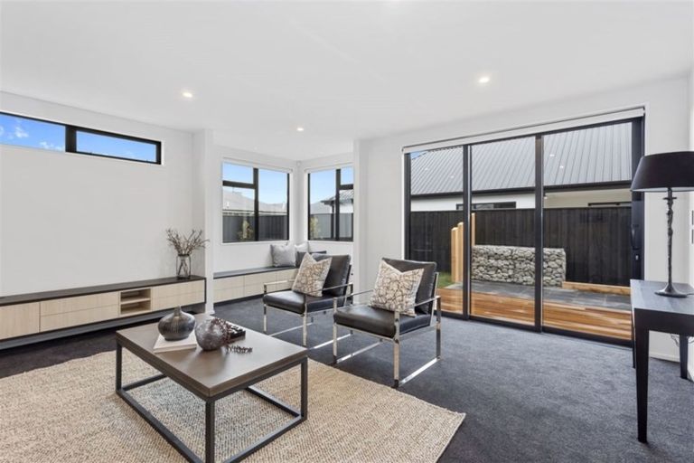 Photo of property in 2 Glenturret Drive, Casebrook, Christchurch, 8051