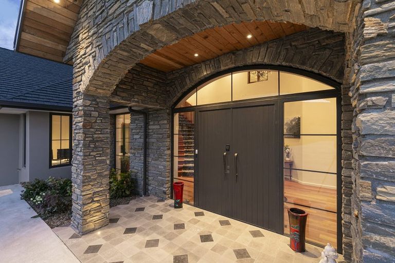 Photo of property in 23 Miharo Lane, Queensberry, Cromwell, 9383