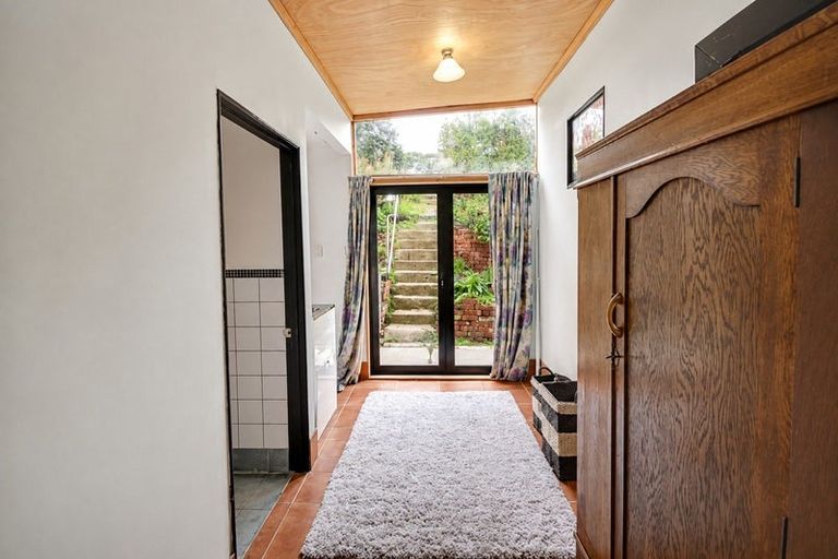 Photo of property in 56 South Road, The Glen, Dunedin, 9011