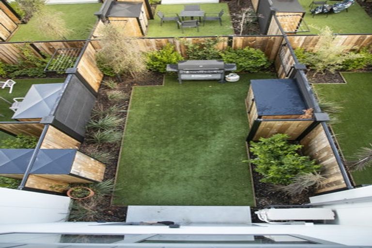 Photo of property in 27 Mohua Lane, Upper Riccarton, Christchurch, 8041