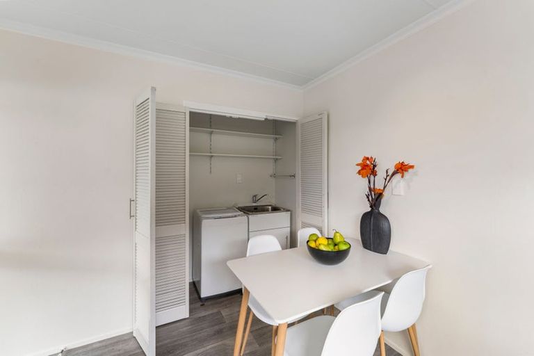 Photo of property in 16 Hillside Lane, The Brook, Nelson, 7010