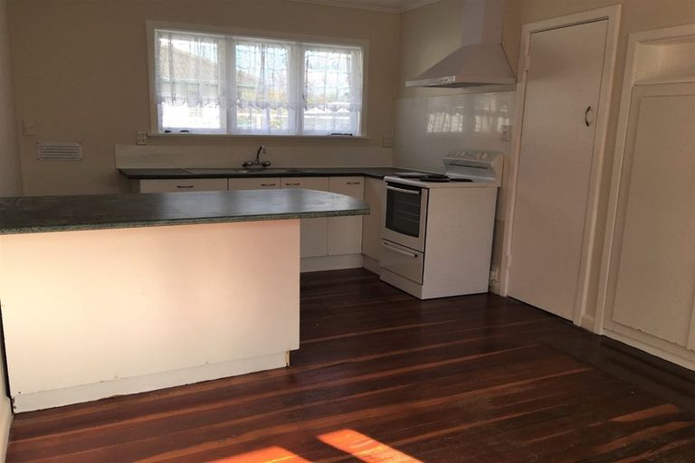 Photo of property in 17 Primrose Street, Frankton, Hamilton, 3204