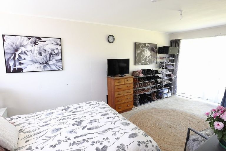 Photo of property in 4 George Street, Eltham, 4322