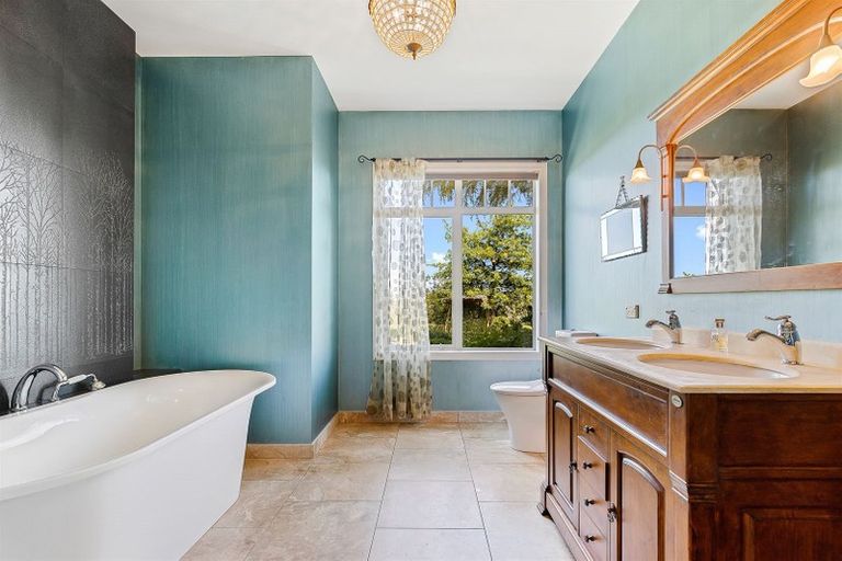 Photo of property in 86 Davis Road, Cust, Rangiora, 7471