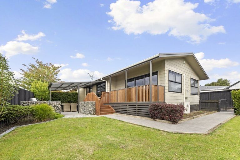 Photo of property in 13b Rewarewa Street, Owhata, Rotorua, 3010