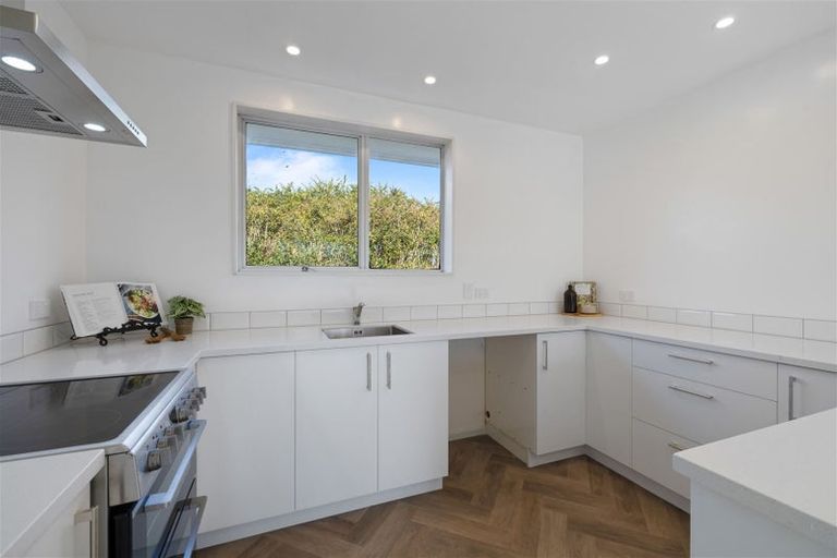 Photo of property in 65 Walters Road, Marshland, Christchurch, 8051