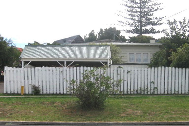 Photo of property in 1/7 Nile Road, Milford, Auckland, 0620