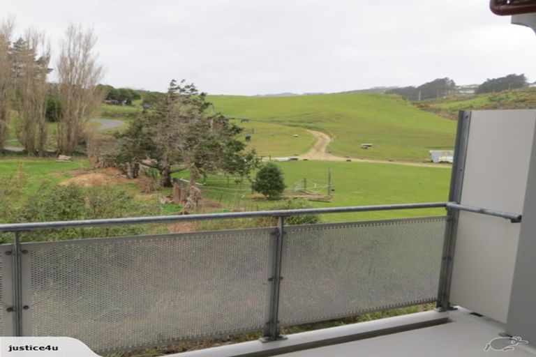 Photo of property in Monterey Apartments, 47/232 Middleton Road, Glenside, Wellington, 6037