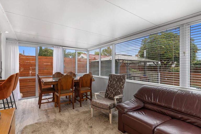 Photo of property in 75 Appleby Crescent, Burnside, Christchurch, 8053