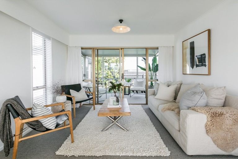 Photo of property in 1/1 Goddard Lane, Havelock North, 4130