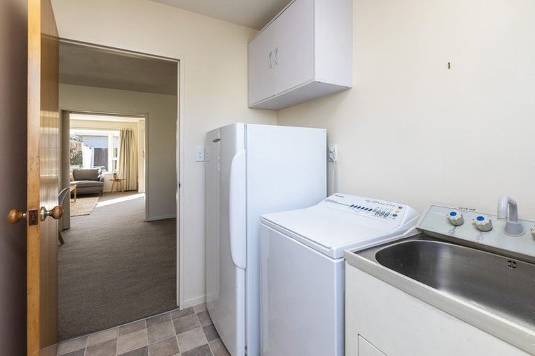 Photo of property in 19b Juniper Place, Burnside, Christchurch, 8053