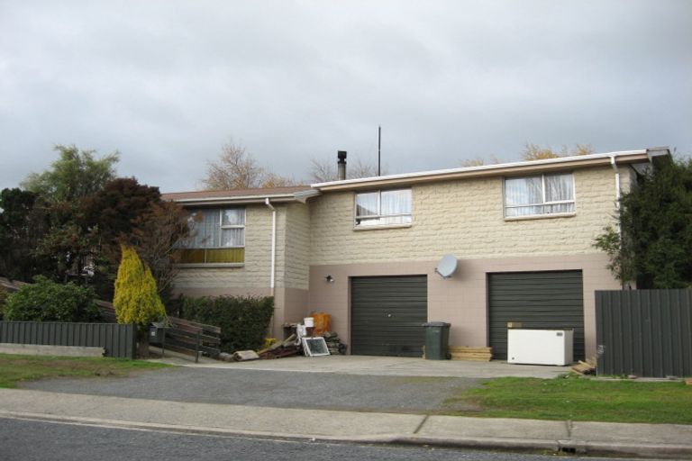 Photo of property in 19 Dryden Street, Milton, 9220