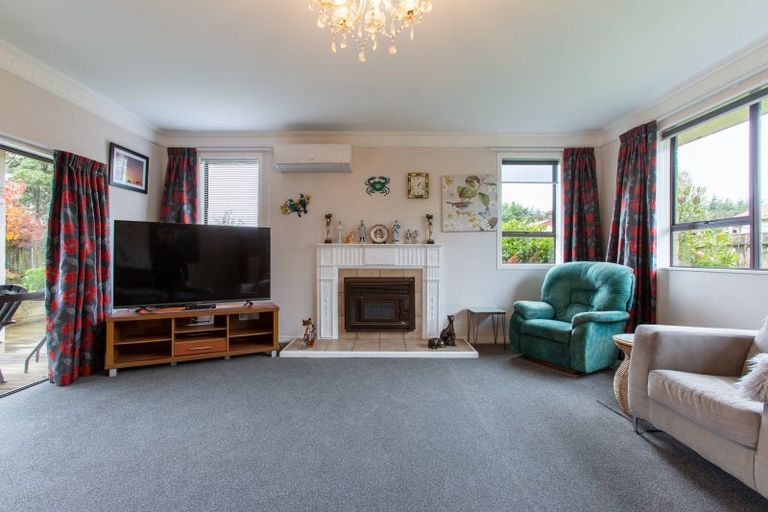 Photo of property in 12 Windsor Street, Dannevirke, 4930