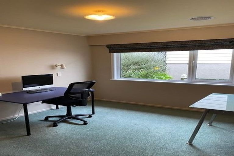 Photo of property in 13 Woodman Drive, Tawa, Wellington, 5028