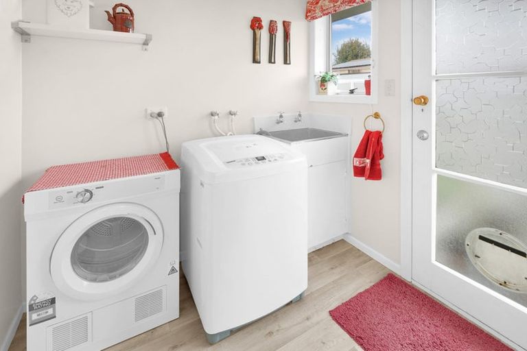 Photo of property in 3a Fiona Place, Dinsdale, Hamilton, 3204