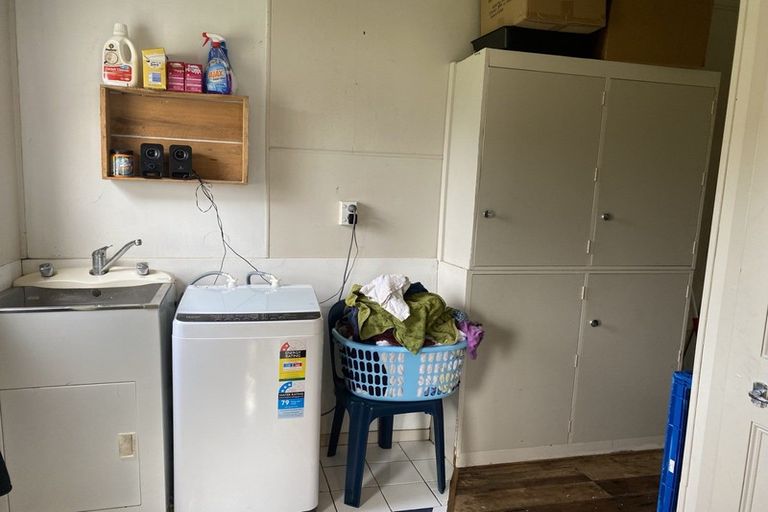 Photo of property in 30 Cambria Street, Hawera, 4610