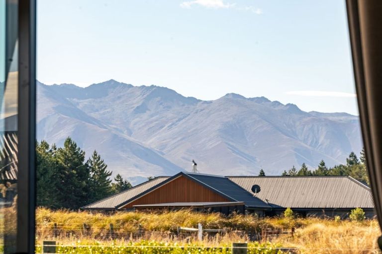 Photo of property in 1 Tussock Crescent, Twizel, 7901