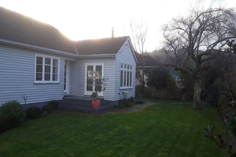 Photo of property in 19 Henry Street, Ebdentown, Upper Hutt, 5018