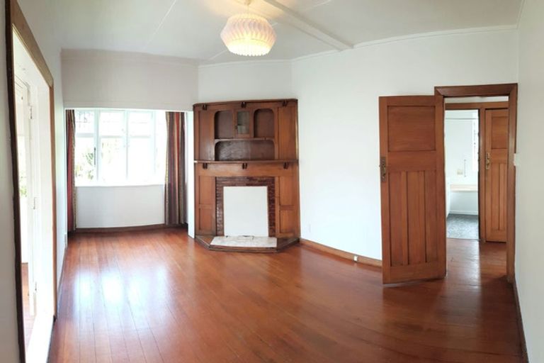 Photo of property in 13 Tavistock Road, Melrose, Wellington, 6023