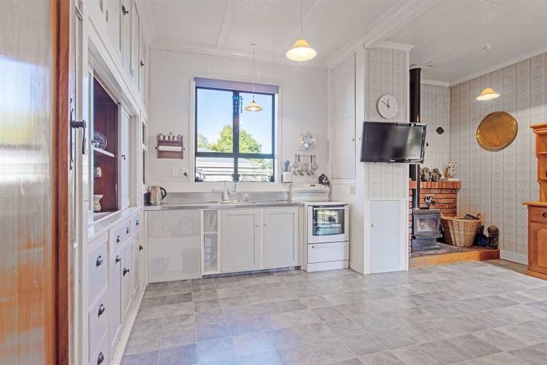 Photo of property in 12 Tavistock Road, Waipukurau, 4200