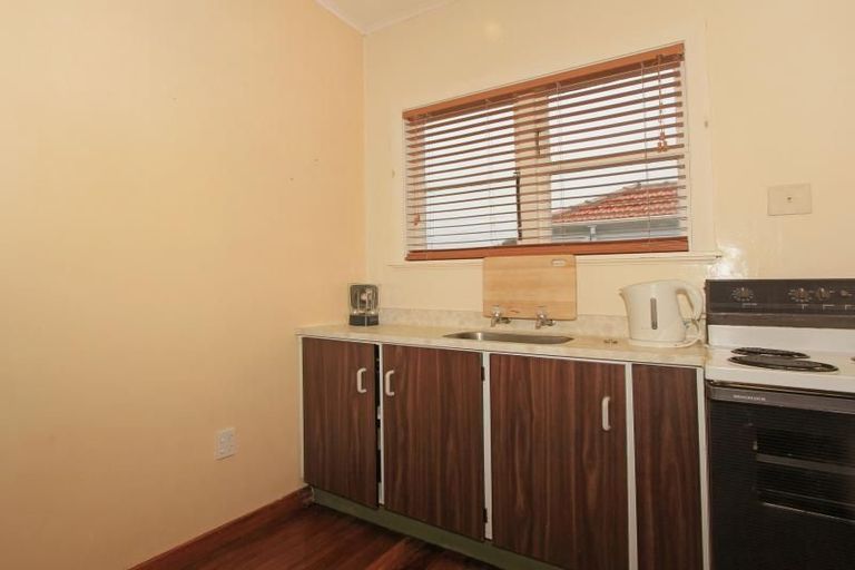 Photo of property in 24 Brees Street, Epuni, Lower Hutt, 5011