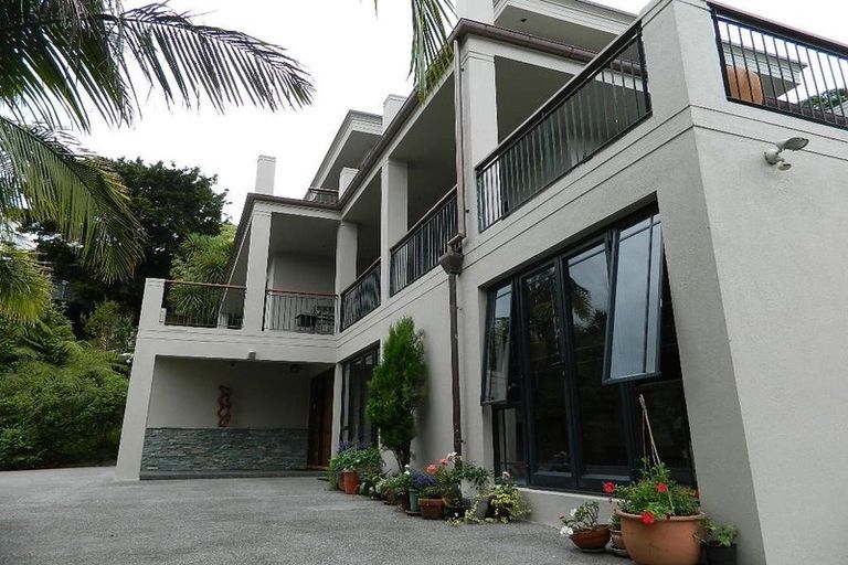 Photo of property in 27 Maritime Terrace, Birkenhead, Auckland, 0626