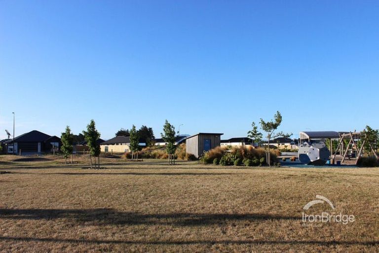 Photo of property in 21 Weaver Street, Woodend, 7691